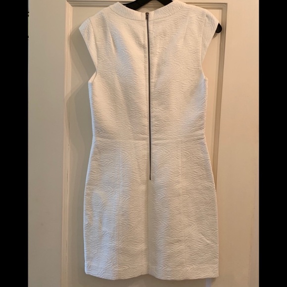 Theory Orinthia Cap-Sleeve Dress (white) - Picture 6 of 9
